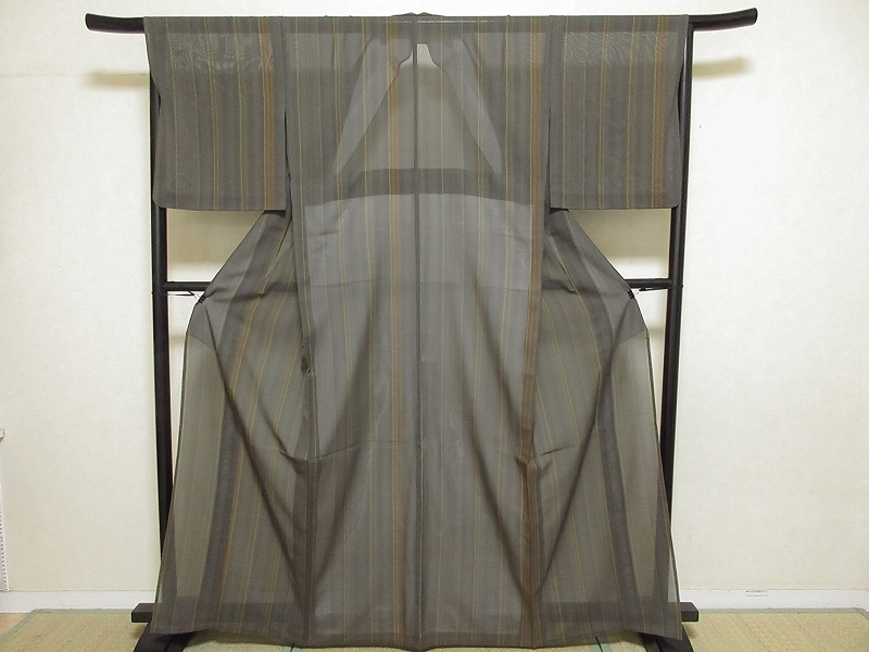 新品，100%新品 ドークブア□本場結城紬 色無地 鶸茶 東武扱い 極上の