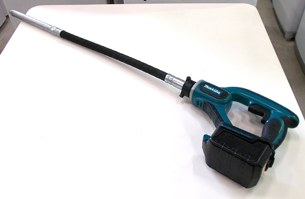 makita マキタ 18V 充電式コンクリートバイブレータ VR350D 本体のみ 札幌市東区 新道東店