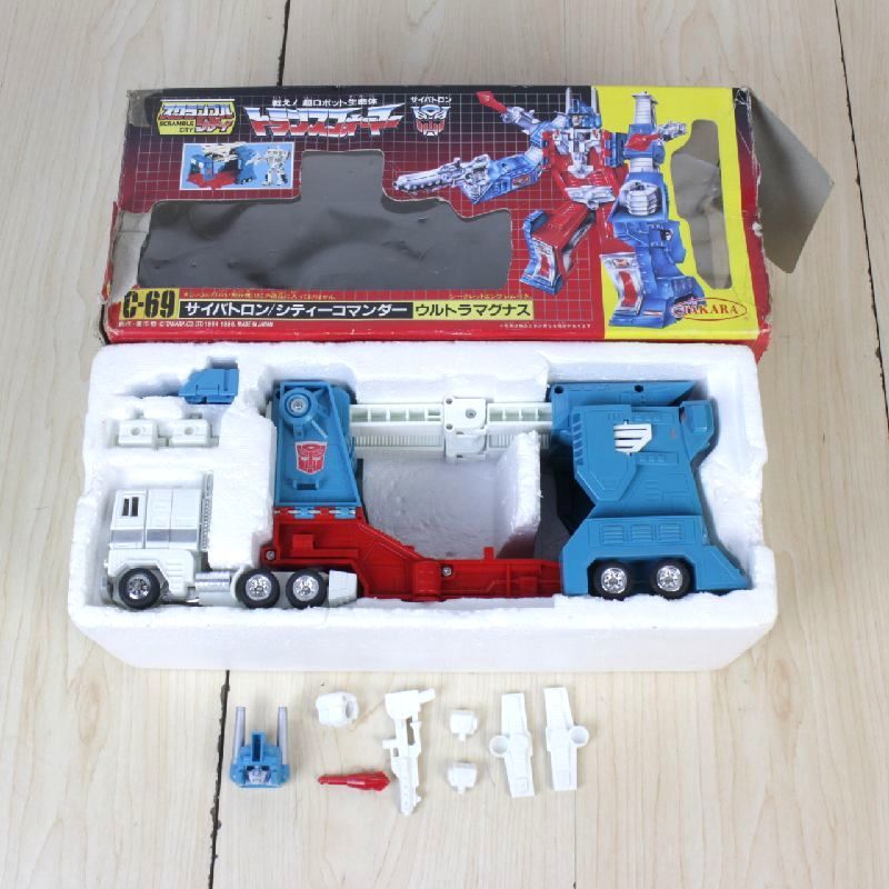 当時物 TAKARA タカラ トランスフォーマー C-69 サイバトロン シティーコマンダー ウルトラマグナス ☆中古 年代物 箱付 欠品 難 ハズブロ トランスフォーマー C-69 ウルトラマグナス コンバットロン⁄合体兵士 D-69 TL-69