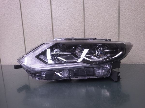 100%新品，最新作 4019842 エクストレイル T32 後期 左ライト LED KOITO 100-23746(ヘッドライト)｜売買されたオークション情報、yahooの商品情報をアーカイブ公開 - オークファン 日産用