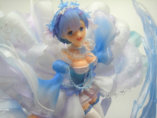 Re:ゼロから始める異世界生活　レム クリスタルVer.フィギュア　新品（海外製品）