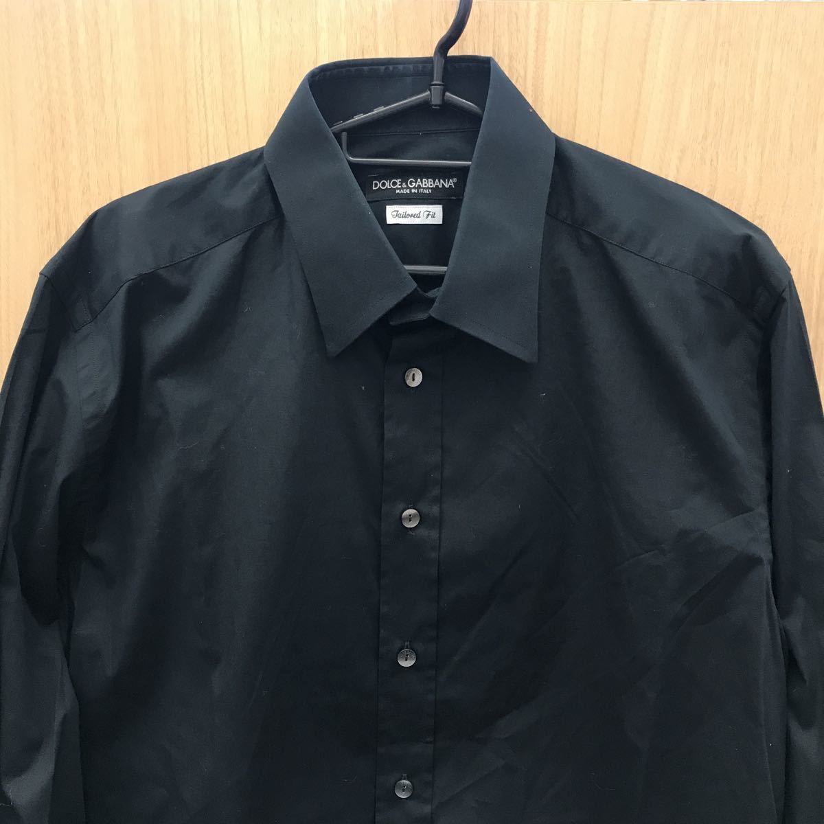 Dolce Gabbana ワイシャツ ドルガバ ドルチェ ガッパーナ シンプル ブラック 長袖 紳士服 ワイシャツ スーツ ワークシャツ メンズ 40 売買されたオークション情報 Yahooの商品情報をアーカイブ公開 オークファン Aucfan Com