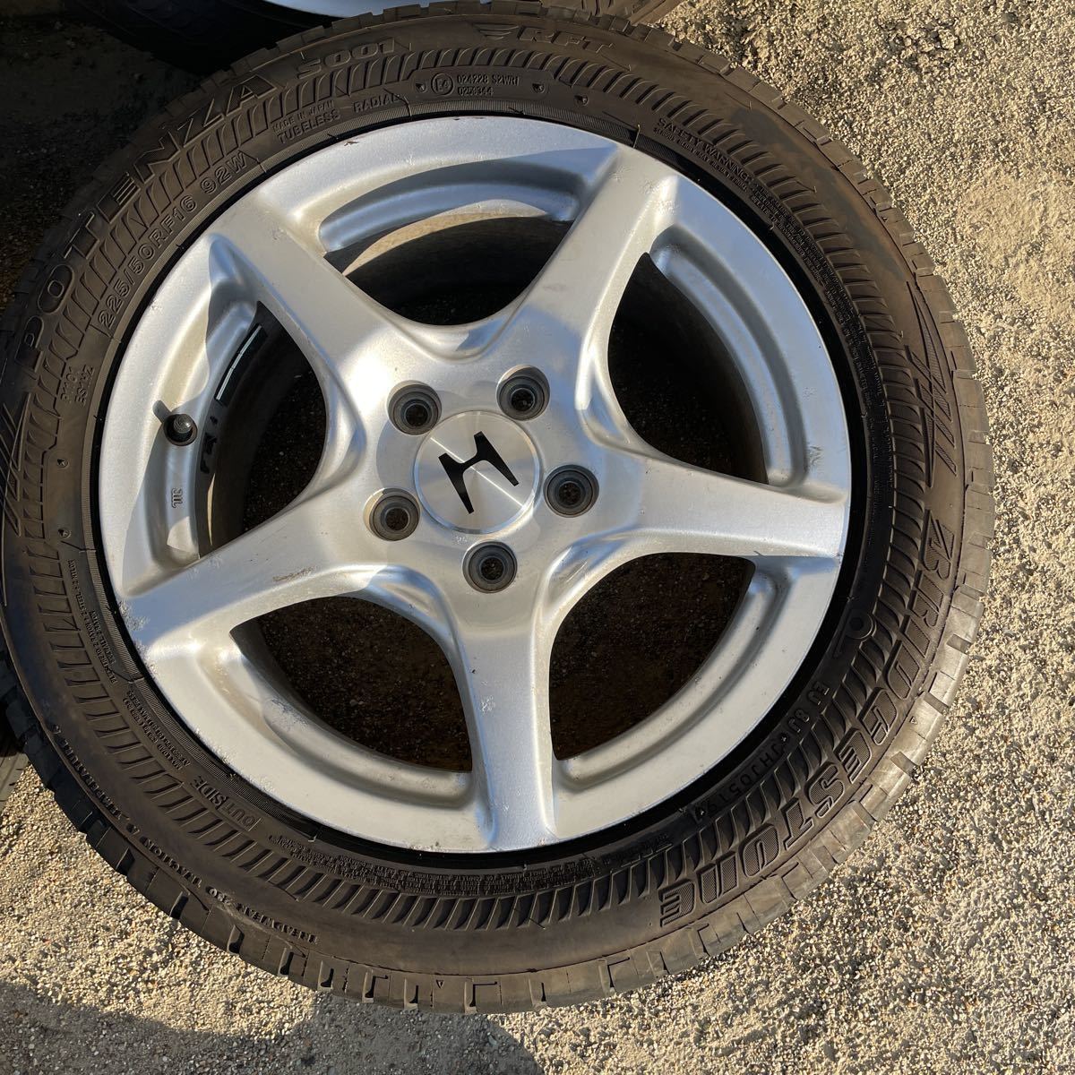 ホンダ S00純正ホイール タイヤセット ラジアルタイヤ 売買されたオークション情報 Yahooの商品情報をアーカイブ公開 オークファン Aucfan Com