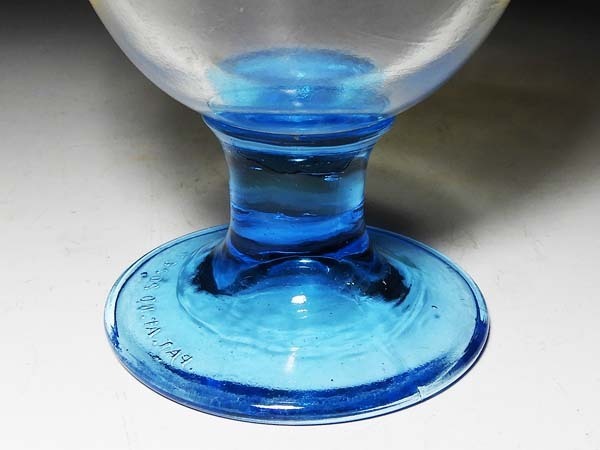 青足 氷コップ 乳白 明治大正ガラス 青白 関西初荷7 碗形 蝶文