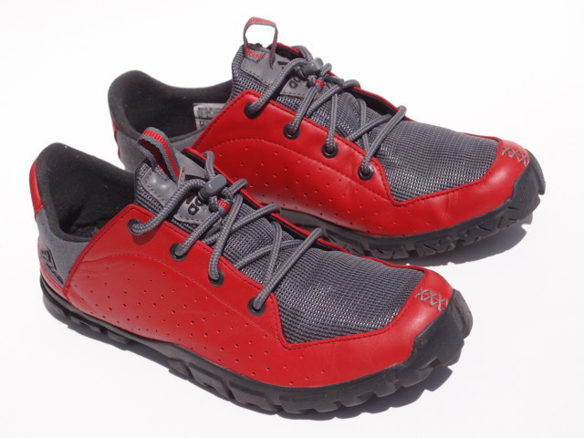  USA限定 2007年 adidas Desman Leather 赤ｘグレー 26 5cm(26.5cm)｜売買されたオークション情報、yahooの商品情報をアーカイブ公開 - オークファン 26.5cm