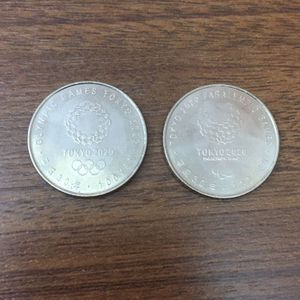 100円硬貨 平成のYahoo!オークション(旧ヤフオク!)の相場・価格を見る