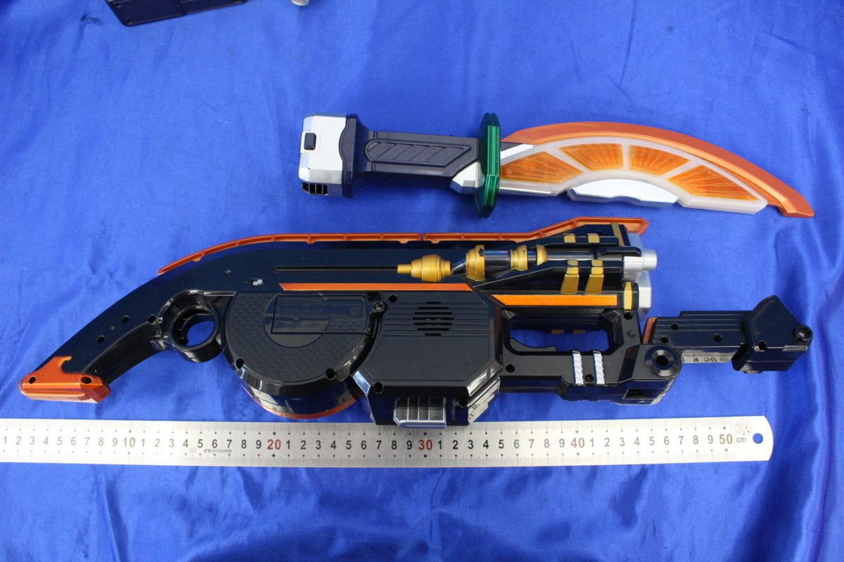 J0814 仮面ライダー鎧武 ガイム 武器 まとめ セット 火縄大橙dj銃 アームズウェポン 01大橙丸 無双セイバー メロンロックシード 仮面ライダー 売買されたオークション情報 Yahooの商品情報をアーカイブ公開 オークファン Aucfan Com