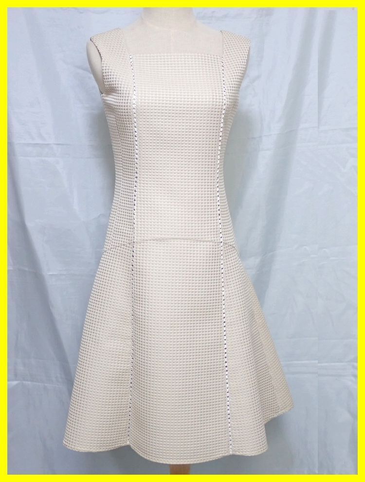 ◆美品 Rene/ルネ TISSUE ジャガードワッフル フレアワンピース 34/S相当/膝下丈/ライトベージュ/ノースリーブ#1111100716
