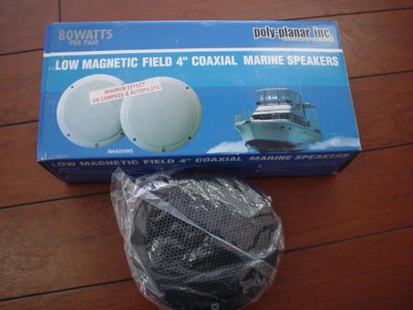 即決! ビッグスクーター等カスタムに!! 処分特価 防水スピーカー_1