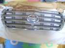 ☆ランクル２００用純正フロントグリル　新車外し☆_1