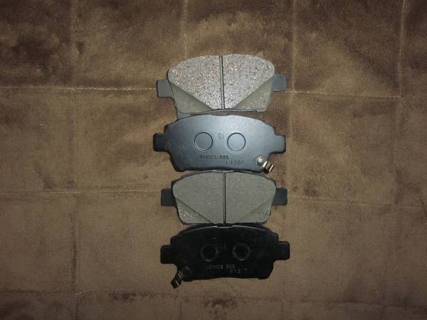 ★ｂB、プリウス、カローラ系★新品未使用品　ディスクパット_3