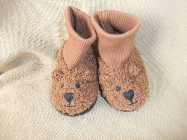 Baby Gap くまさんベビーシューズ サイズ3 10cm 靴下 12cm未満 売買されたオークション情報 Yahooの商品情報をアーカイブ公開 オークファン Aucfan Com