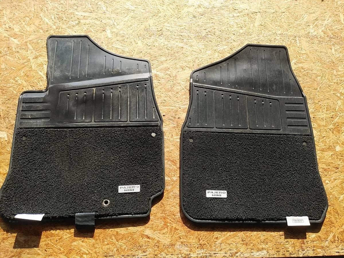 パジェロミニ　中古フロントフロアマット　ABA-H58A パジェロミニ フロアマット h58aの通販 H53A ラゲッジマット 高品質で