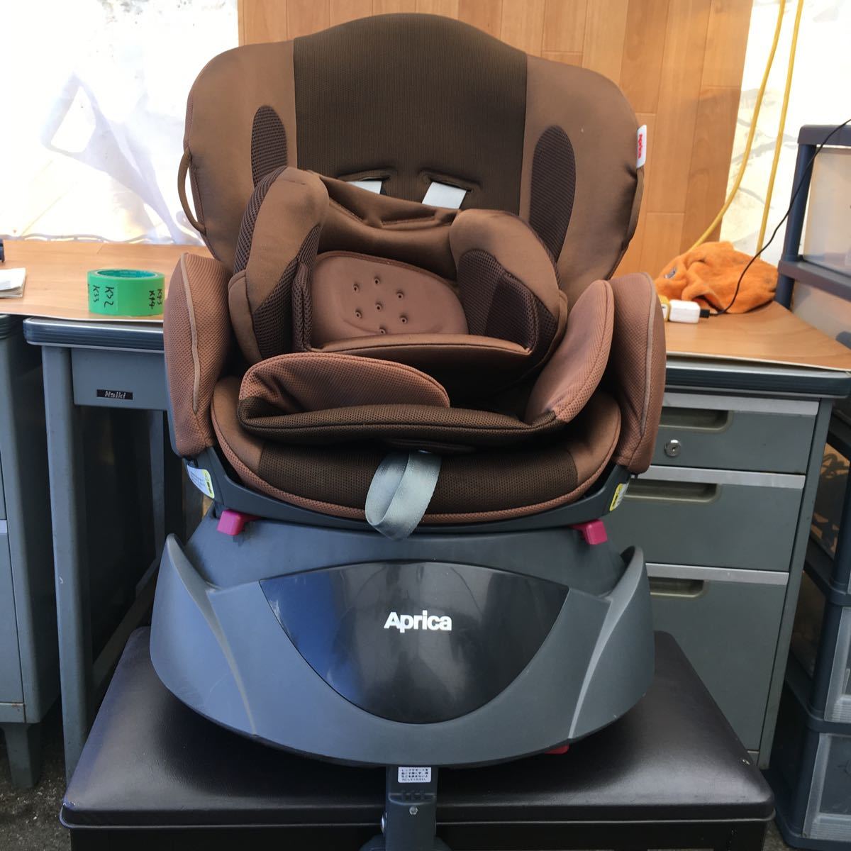 k31 佐川着払い　綺麗　禁煙車使用品　Aprica アップリカ チャイルドシート Fladea フラディア _1