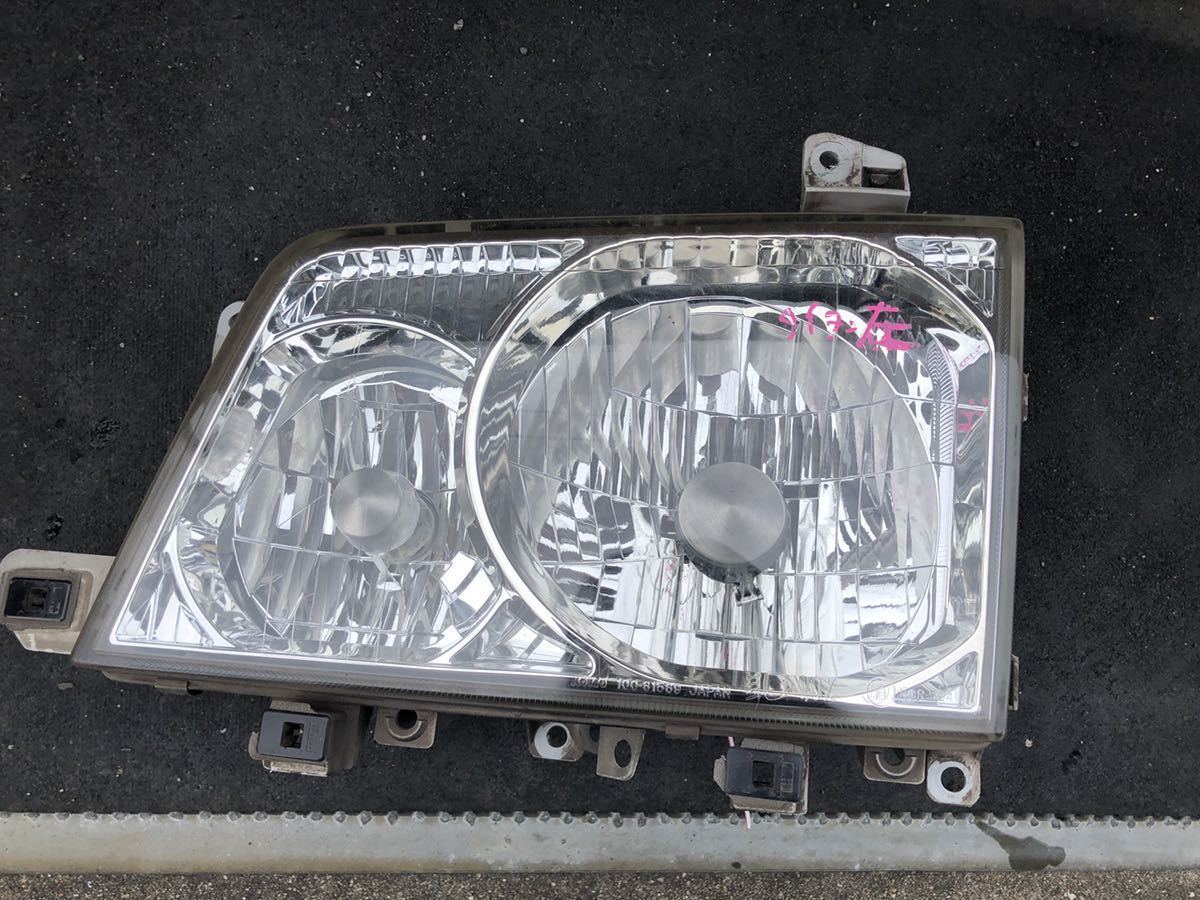 タイタンダッシュ TC-SYE6T 左クリアランスランプ FE A2W 210-61933 WG70-51-070D 231085 マツダ SYE6T タイタンダッシュ | 型式：TC-SYE6T（マツダタイタンダッシュ）のグレード一覧 コーナーランプの中古