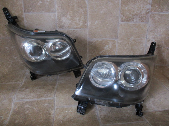L175S/185S ムーヴカスタム前期 HIDヘッドライト 左右セット 美品