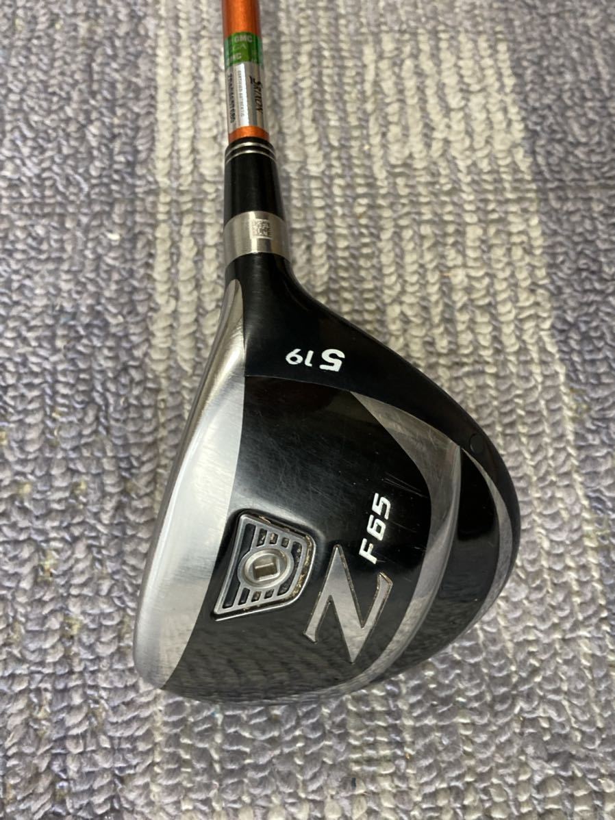 スリクソンZ F65フェアウェイウッド5番　ロフト:19° フレックス:SR シャフト:Miyazaki Kaula 右用