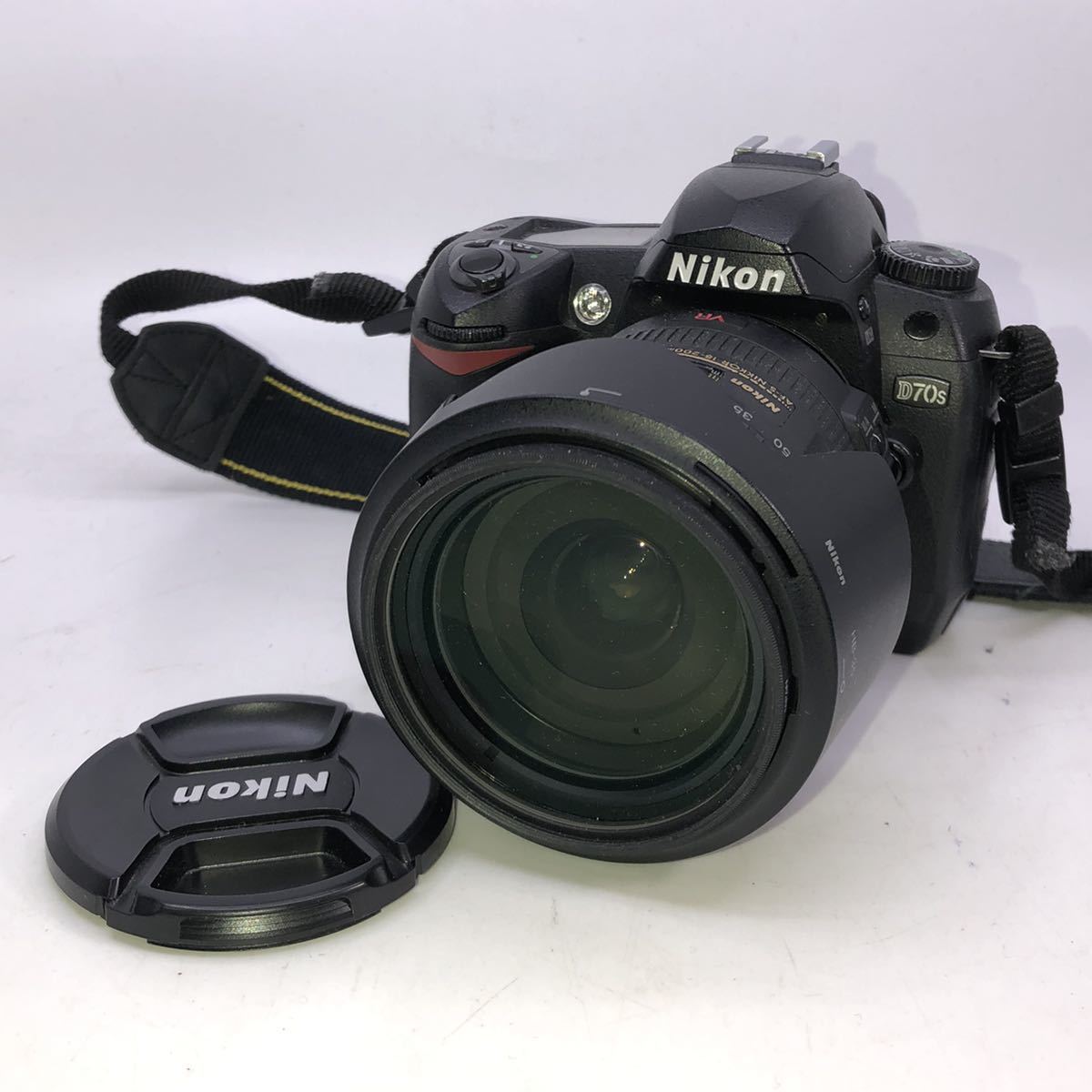 Nikon D70S AF-S DX NIKKOR 18-200mm F3.5-5.6G ED VR ニコン デジタル