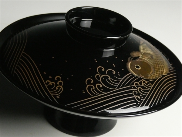 N273 輪島塗 田谷漆器店謹製 天然木 漆塗 鯉蒔絵 蓋付 高台椀