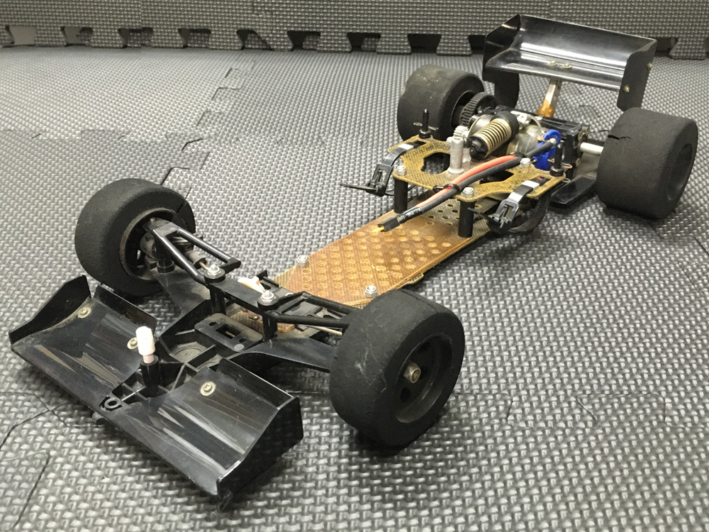 タミヤ ラジコン 1/10? F1シャーシ タミヤ F1 1⁄10 # 0 モーター