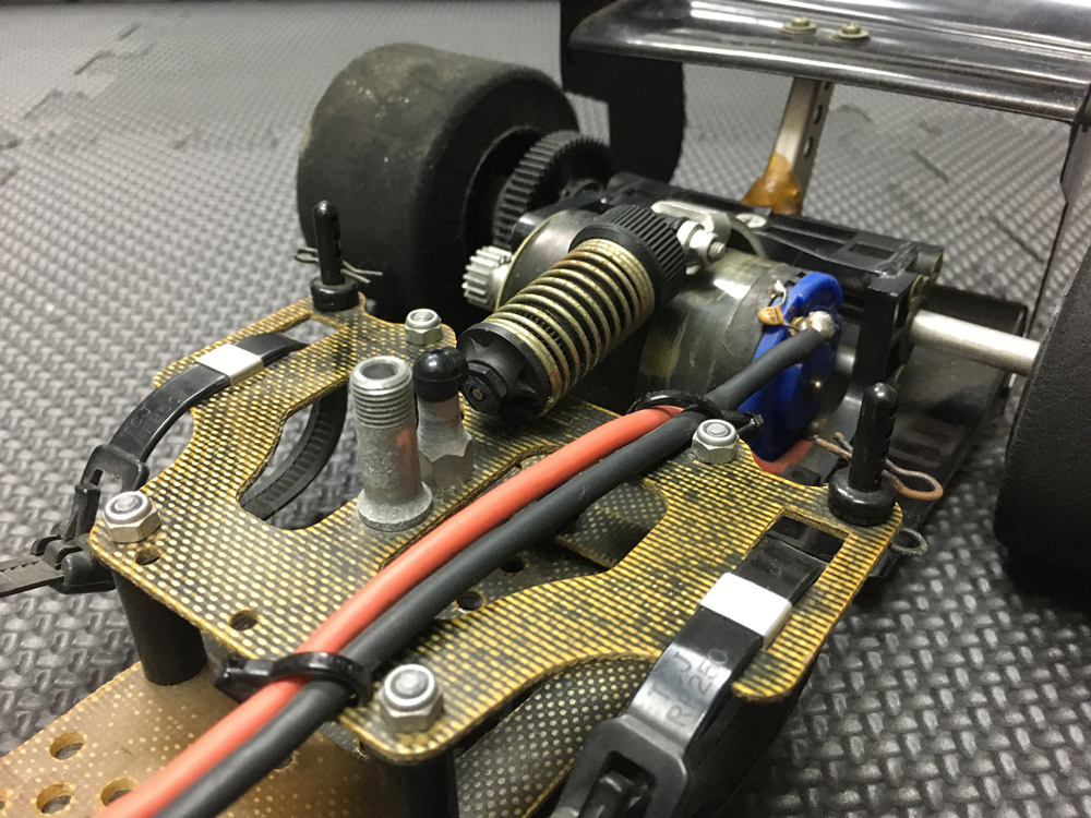 タミヤ ラジコン 1/10? F1シャーシ タミヤ F1 1⁄10 # 0 モーター