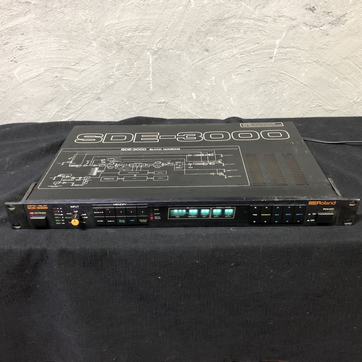 Roland Delay SDE-3000 - Digital 名機「SDE-3000」のサウンドを完全