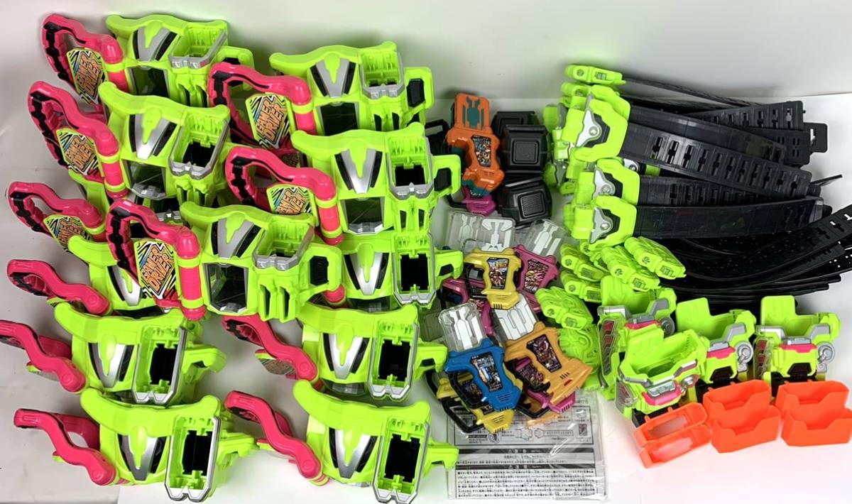 低価，爆買い】 ○仮面ライダーエグゼイド DXゲーマドライバー まとめ 