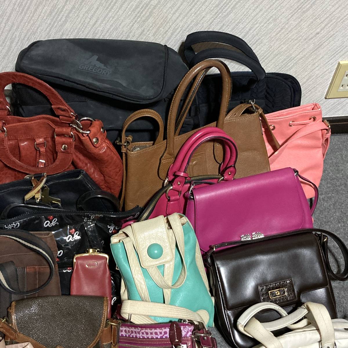 ブランド バッグ 28点 グッチ エルメス フォリフォリ レノマ 