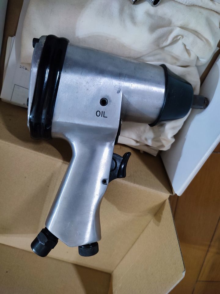 新品，高品質 エアーインパクトレンチキット RY213B 中古