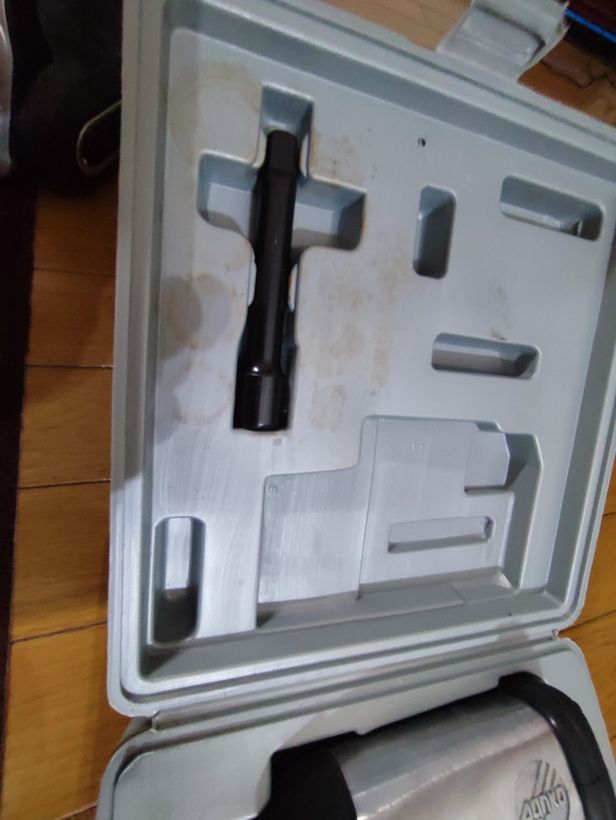 新品，高品質 エアーインパクトレンチキット RY213B 中古