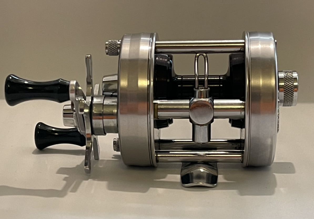 Abu Ambassadeur 2500C 1975年 最初期モデル（アブ アンバサダー 2500C