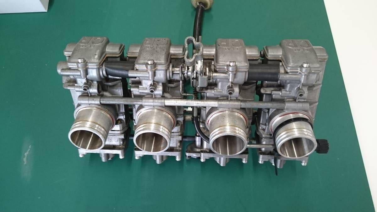公式通販 FCRキャブワイドローラー レール付き FCR 4連ビックキャブ用
