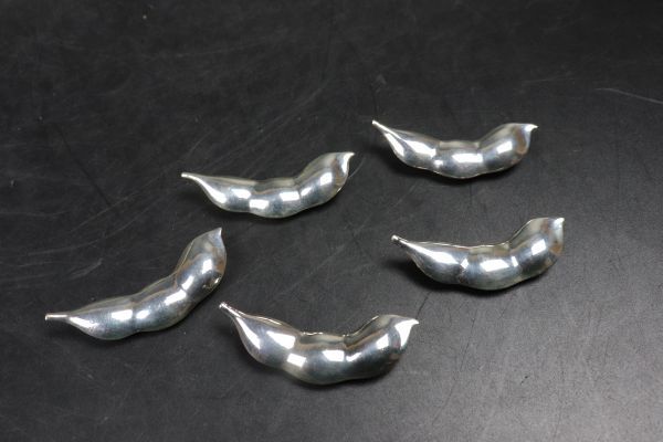 尚美堂 SILVER950 銀製 箸置き 5客セット 共箱付 料亭の和食器】20 銀食器 尚美堂 枝豆箸置き 五客 silver950刻印有