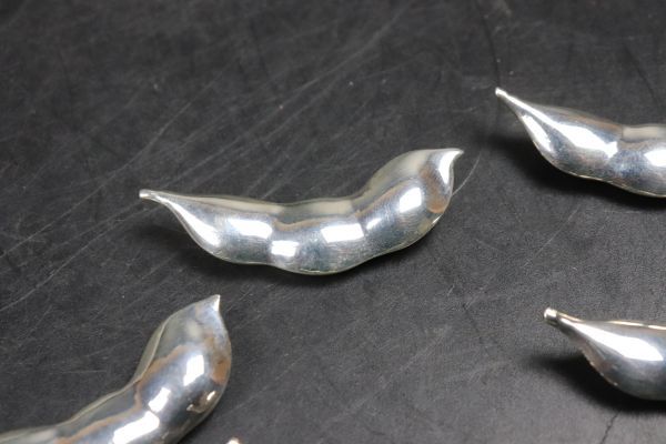 料亭の和食器】20 銀食器 尚美堂 枝豆箸置き 五客 silver950刻印有