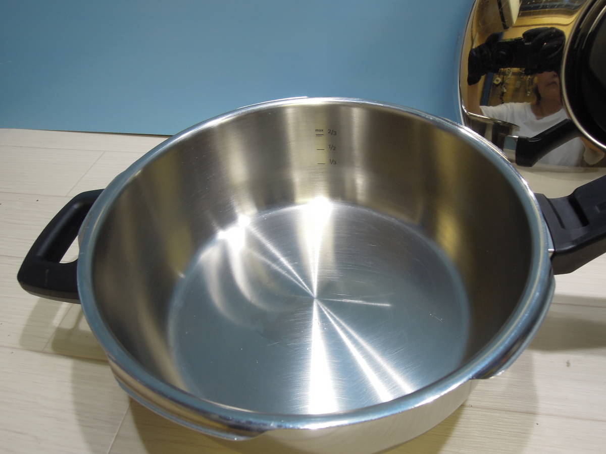 圧力鍋 WMF G592☆WMF⁄Perfect 公式 Pro⁄TRANSTHERM⁄家庭用圧力鍋 