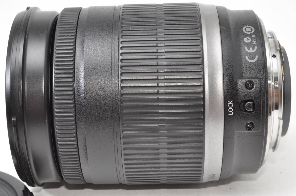 人気の極上品 キャノン CANON EF-S 18-200mm F3.5-5.6 IS ♯A1100 