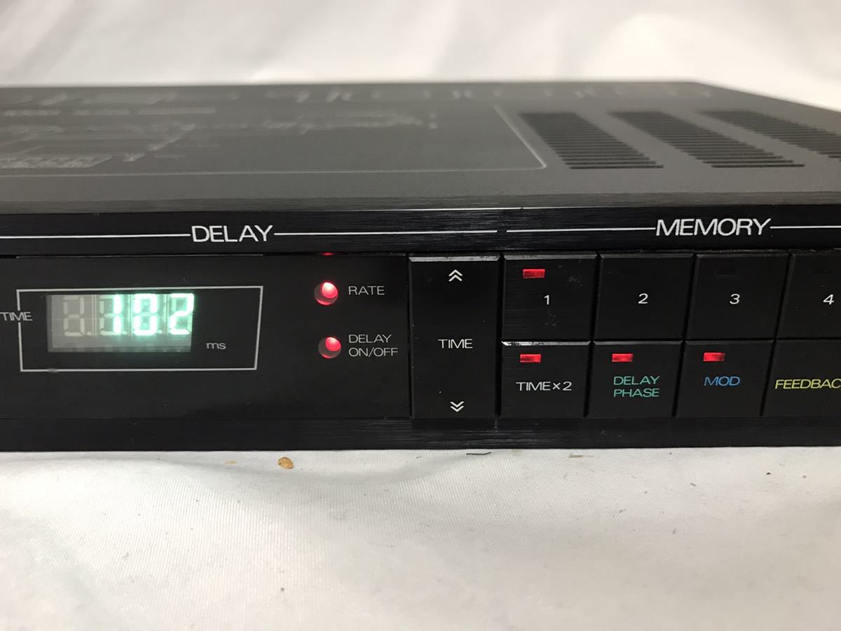 Roland SDE-1000 Digital Delay 1983 - 1989 - Black