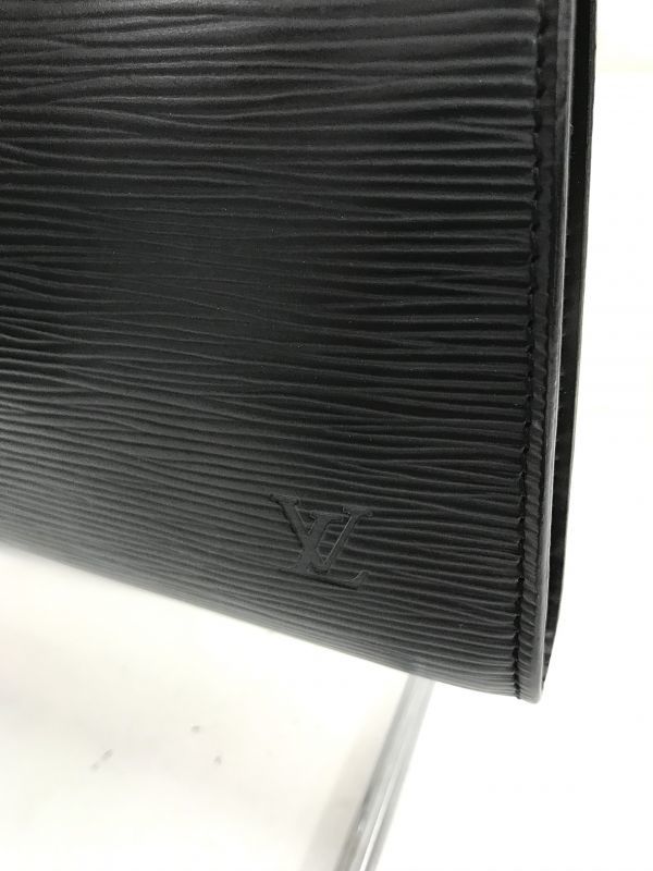 エピ LOUIS ポシェット VUITTON ハンドバッグ ルイヴィトン アクセ