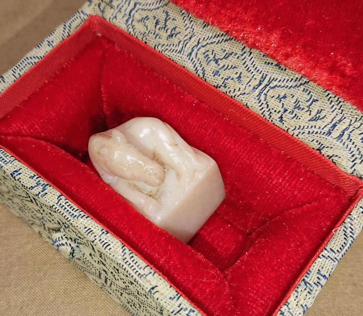 【最安値，送料無料】 中国 古印材 芙蓉石 古芙蓉 馬鈕 篆刻用印材 書家の愛蔵品 古玩 30年ほど前に入手(書)｜売買されたオークション情報、yahooの商品情報をアーカイブ公開 - オークファン その他