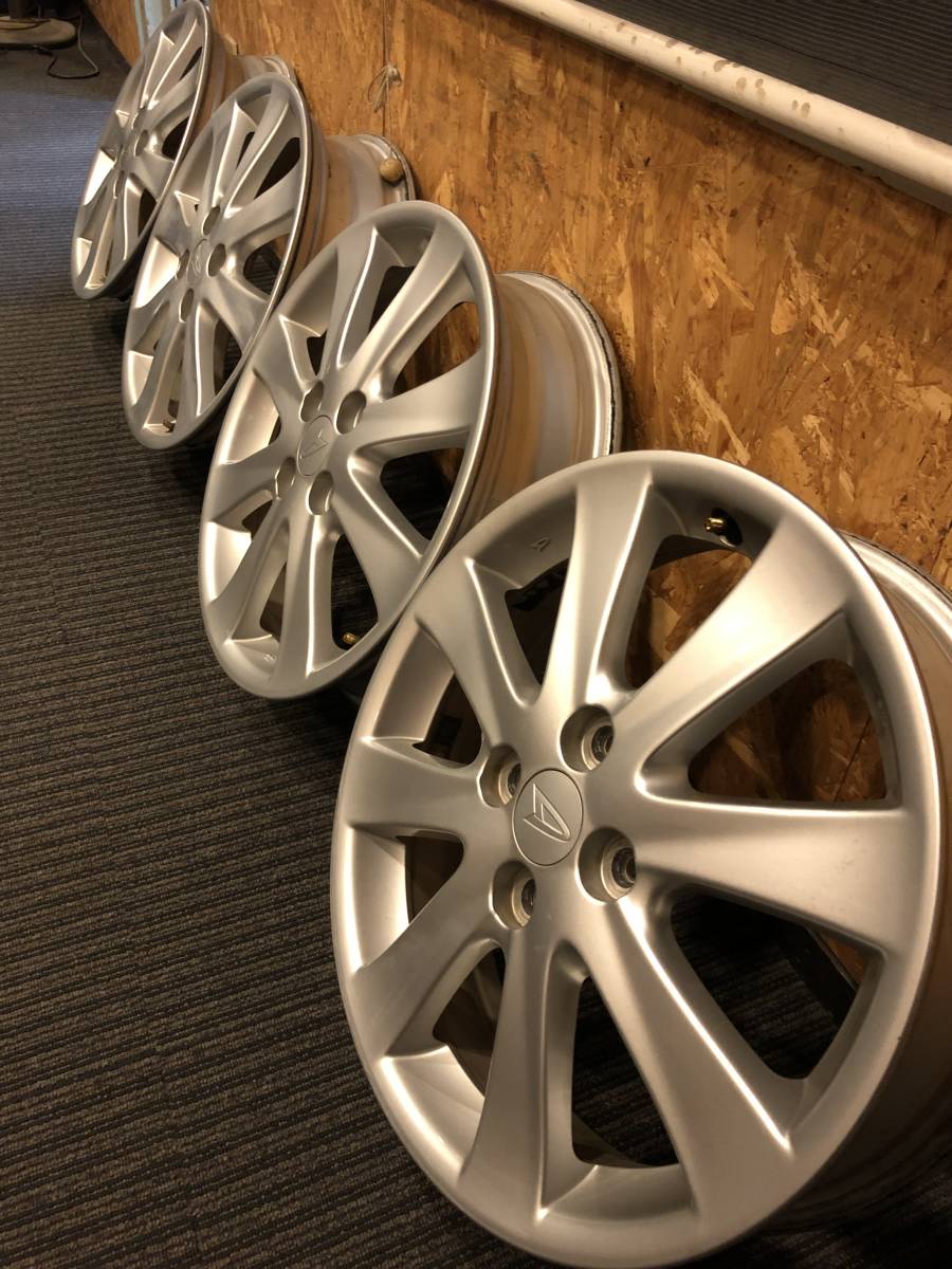 ダイハツ純正　１６inch 4H P.C.D100　手渡し大歓迎