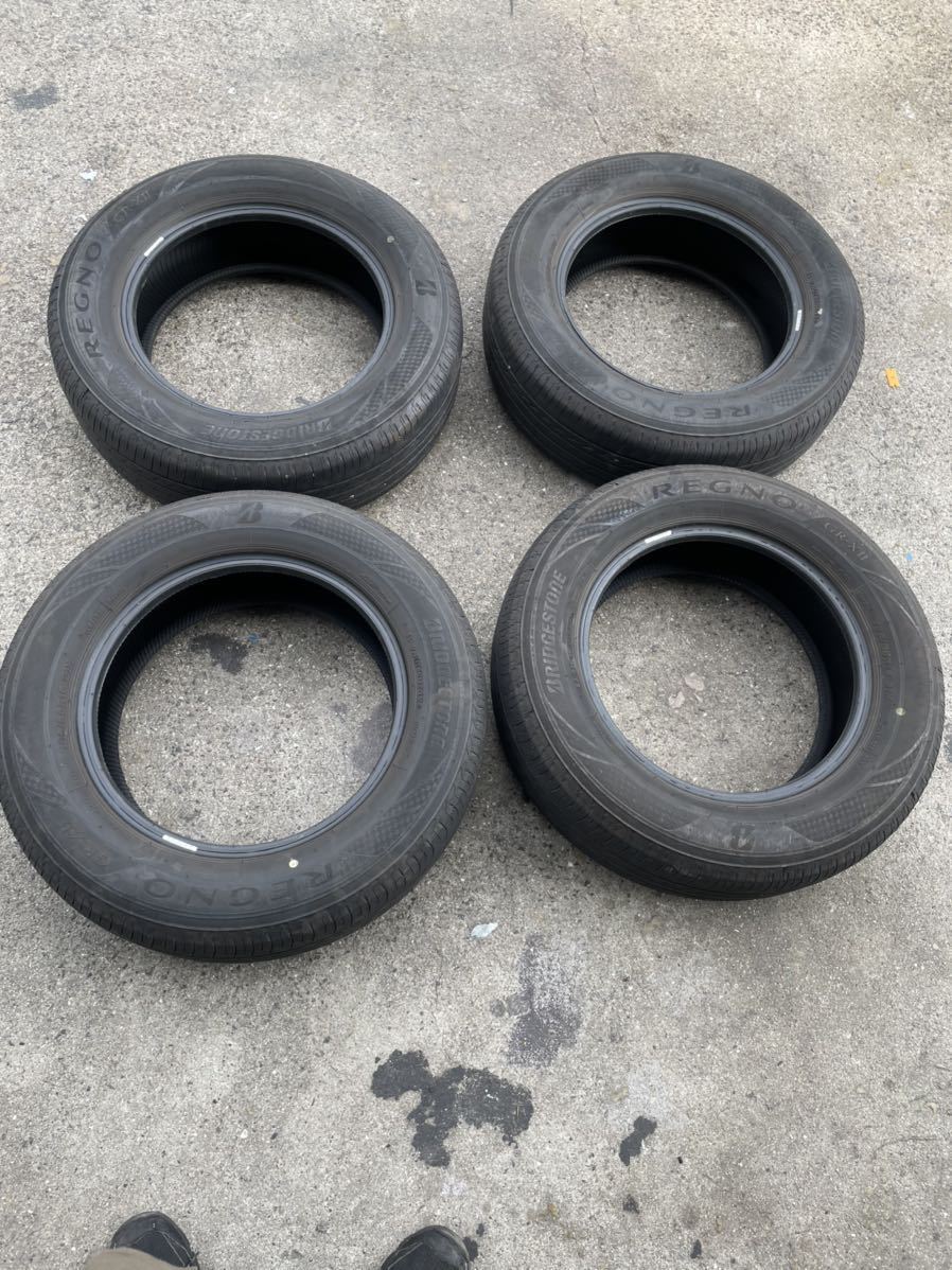 4本セット 残り溝あり ブリジストン レグノ REGNO GR-XⅡ 195/65R15 タイヤ プリウス フリード bB デミオ ノート セレナ タイヤ