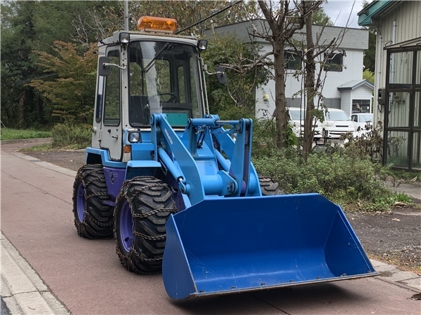 青森発 コマツ ホイールローダー WA30-3E ディーゼル オートマ 616