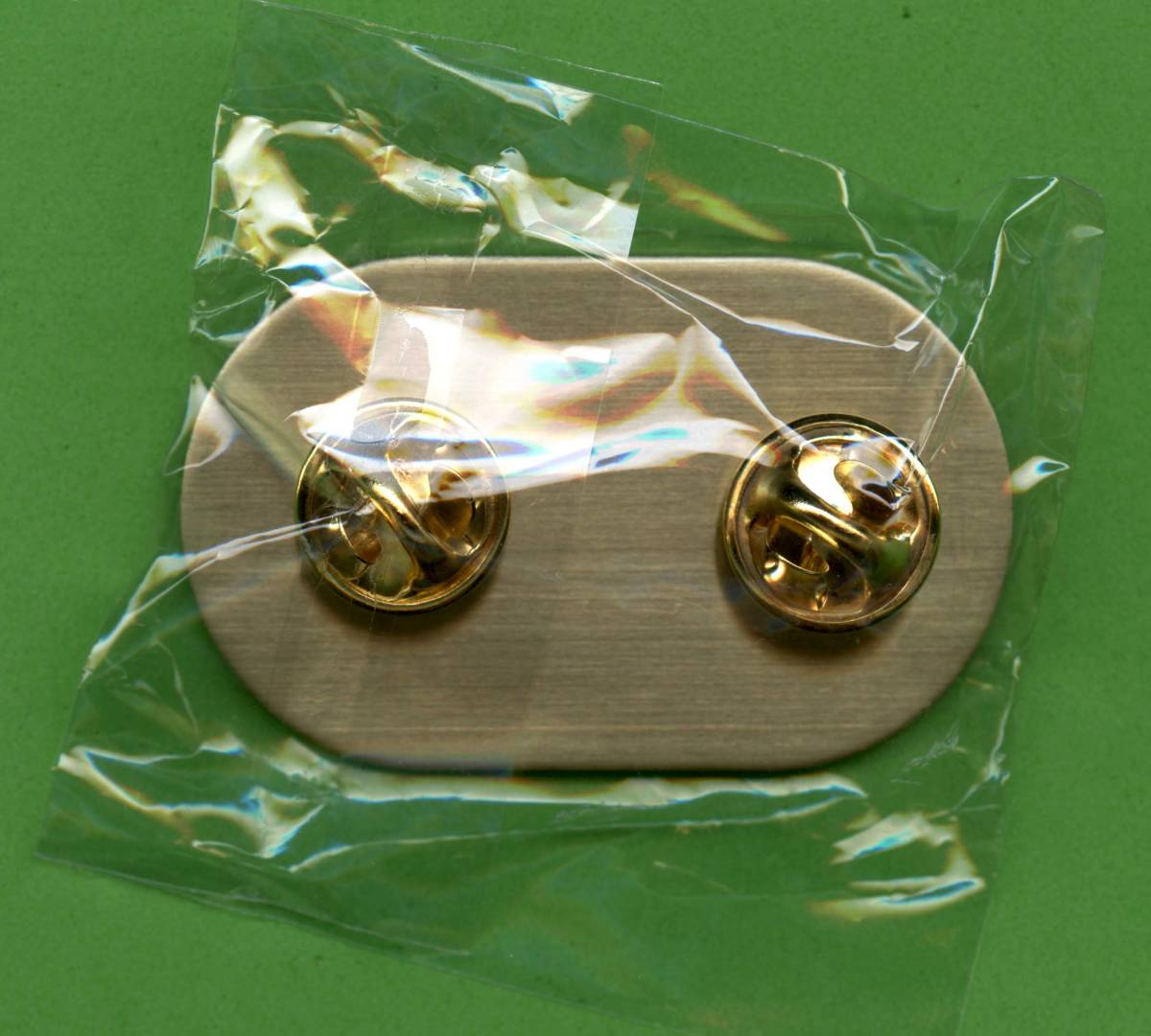 2024 パリオリンピック　インドネシア　IOC委員　ピンバッチ ☆2024年 パリオリンピックのピンバッジ☆ 2024 パリオリンピック