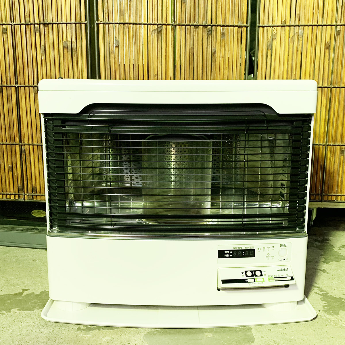 TOYOTOMI FQ-759 ホワイト 石油ストーブ FF式 TOYOTOMI（トヨトミ） FF