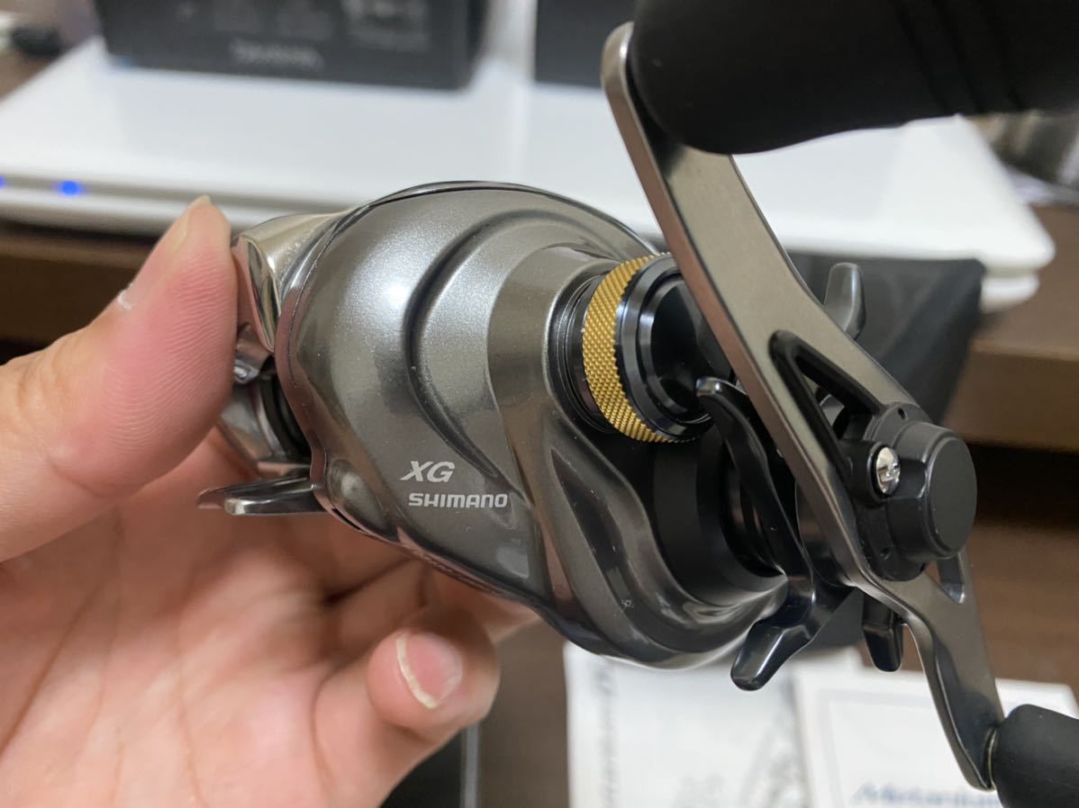 シマノ 15メタニウムDC XG 右ハンドル中古美品♪ シマノ15メタニウムDC