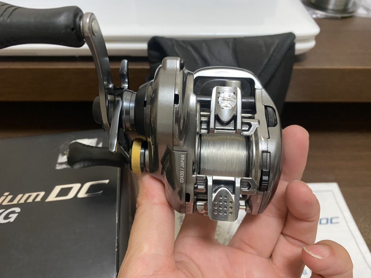 シマノ 15メタニウムDC XG 右ハンドル中古美品♪ シマノ15メタニウムDC