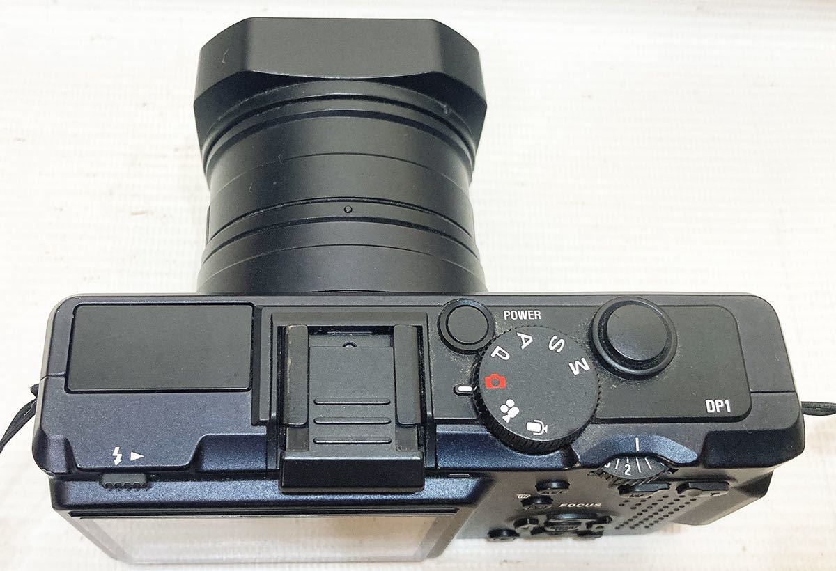 SIGMA シグマ DP1 16.6mm F/4 動作品 カメラ シグマ デジタルカメラ 