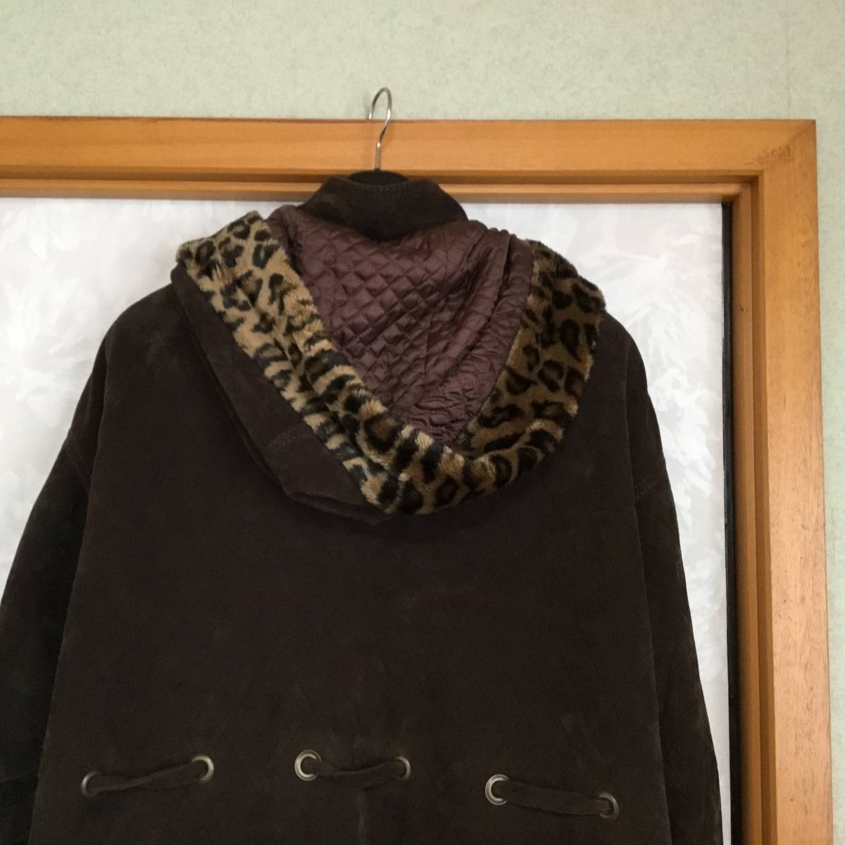 伊太利屋 動物が沢山 な コート 11号 伊太利屋 動物刺繍付きグレーコート