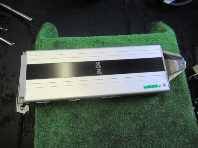 A01551-B レクサス LS460 USF40 マークレビンソン オーディオアンプ 86280-0W480 み(アンプ)｜売買されたオークション情報、yahooの商品情報をアーカイブ公開 - オークファン アンプ