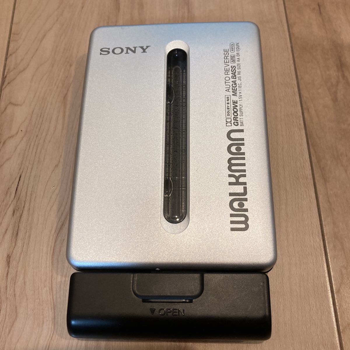 ジャンク ソニー SONY カセットウォークマン WM-EX600 GROOVE WALKMAN